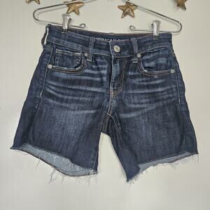 American Eagle Outfitters Women Size 0 Denim Shorts Next Level Stretch X Raw Hem